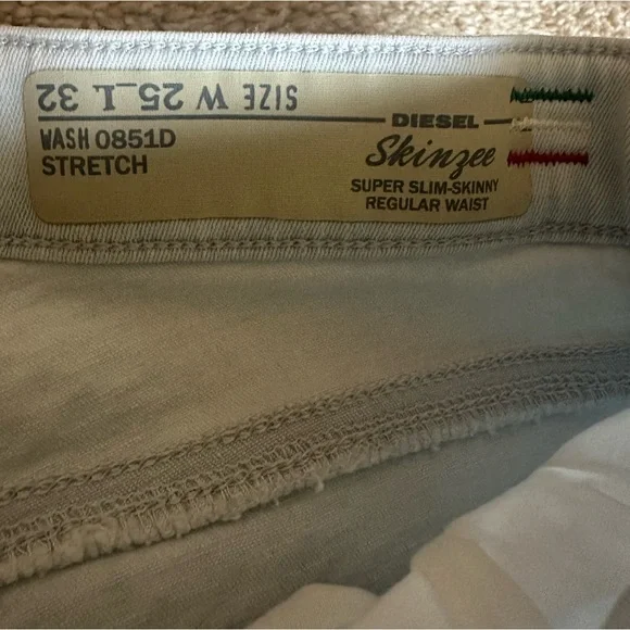 Diesel Skinzee Super Slim Skinny Jeans - Picture 2 of 8